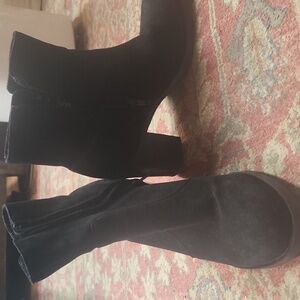 La CANADIENNE Black Ankle Boots